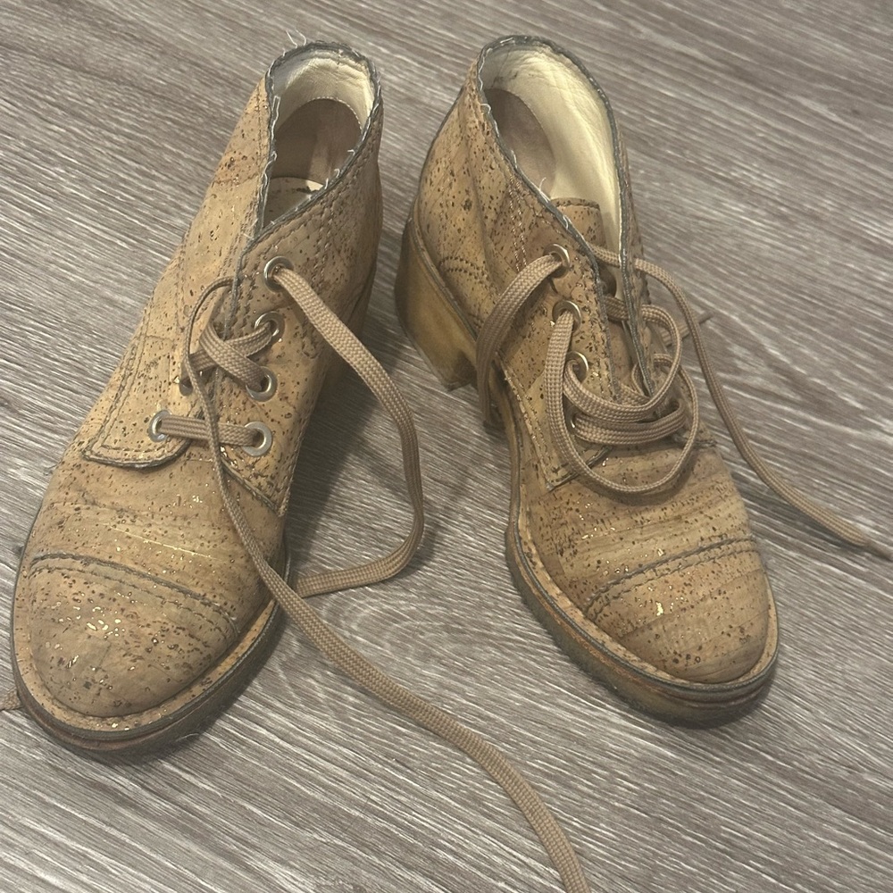 Cork booties with gum sole